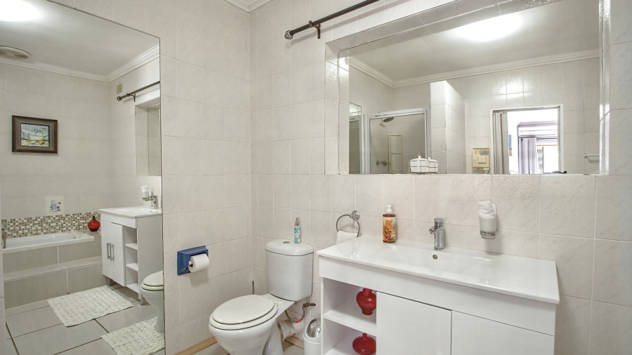 7 Bedroom Property for Sale in Vredenburg Western Cape